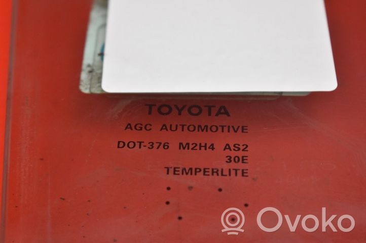 Toyota Avalon XX10 Vitre de fenêtre porte arrière TOYOTA