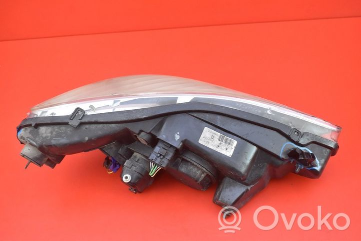 Peugeot 607 Lampa przednia 9641958880