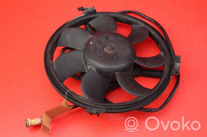 Volkswagen PASSAT B5 Ventilatore di raffreddamento elettrico del radiatore 8D0959455C