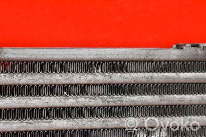 Toyota Avensis T270 Radiatore intercooler 127100-3521