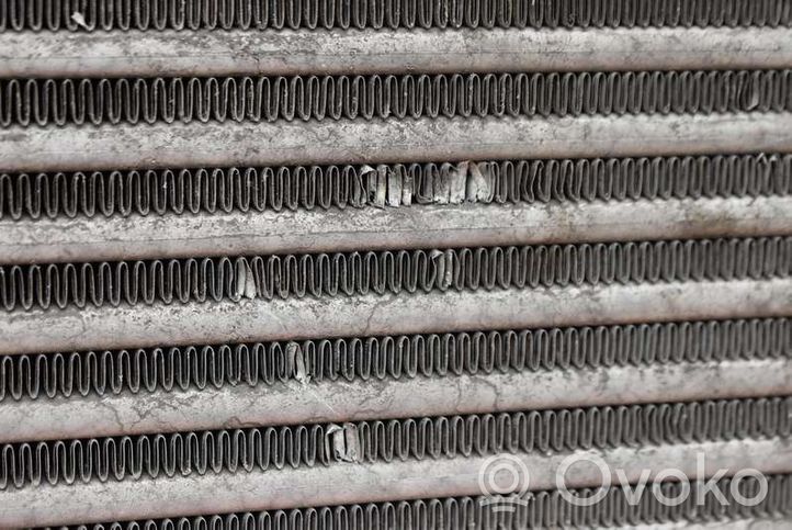 Toyota Avensis T270 Radiatore intercooler 127100-3521