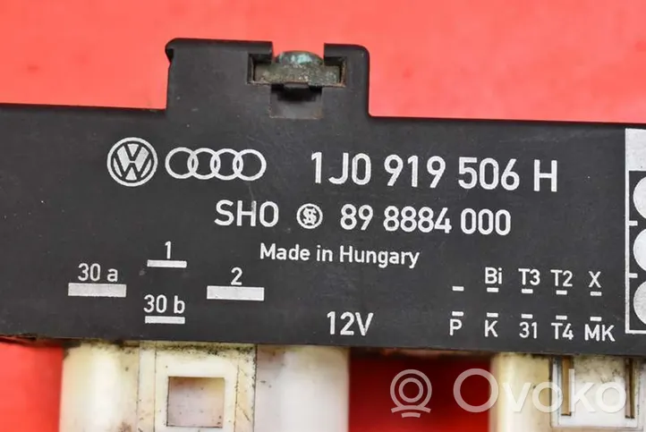 Volkswagen Bora Boîte à fusibles relais 1J0919506H