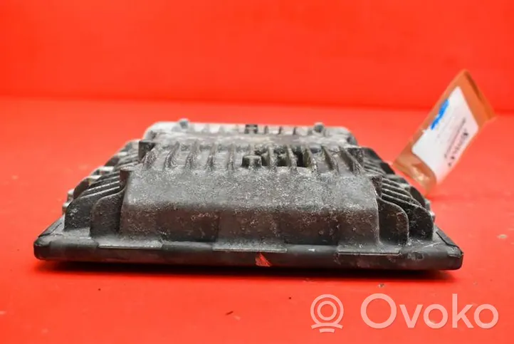 Volvo V50 Komputer / Sterownik ECU silnika 30729065A