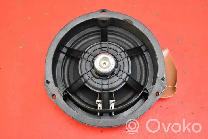 KIA Venga Enceinte subwoofer 96330-1P000