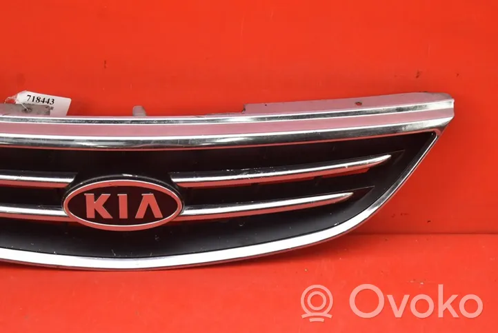 KIA Carens I Front grill KIA