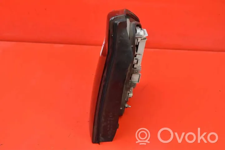 Opel Vectra C Lampa tylna 13157646