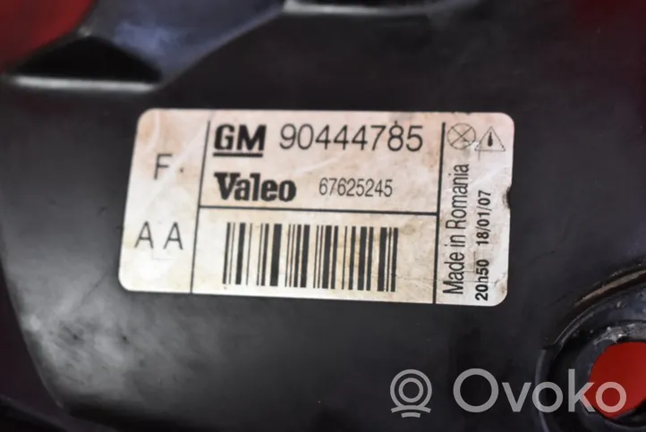 Opel Combo B Etu-/Ajovalo 90444785