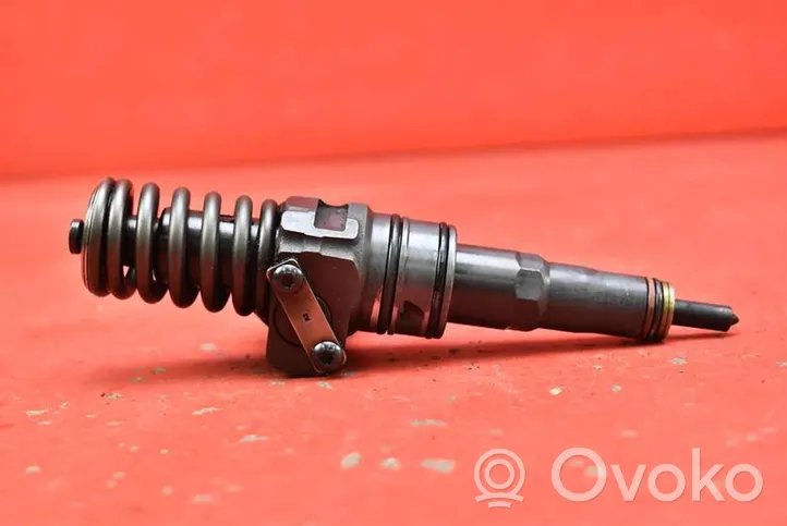 Volkswagen Polo IV 9N3 Injecteur de carburant 038130073BP