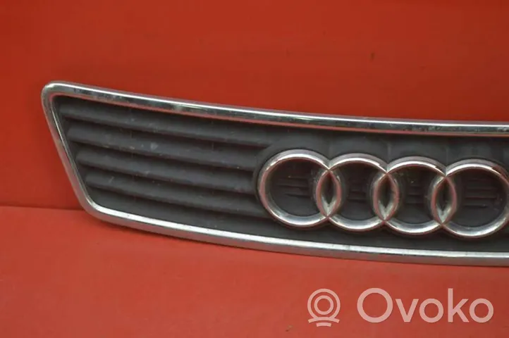 Audi A6 Allroad C5 Kühlergrill 4B0853651A