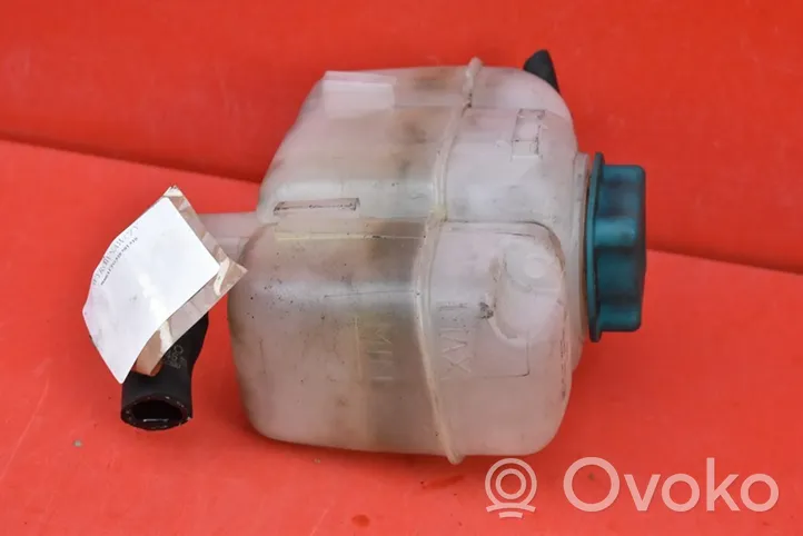 Volvo V70 Vase d'expansion / réservoir de liquide de refroidissement 30723929