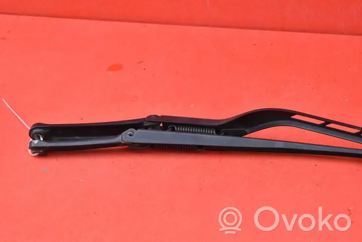 Audi A3 S3 A3 Sportback 8P Front wiper blade arm AUDI