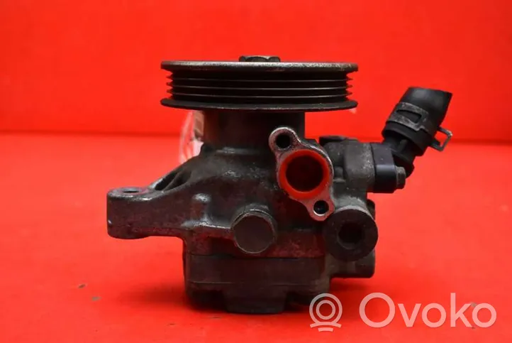 Honda FR-V Power steering pump RJH