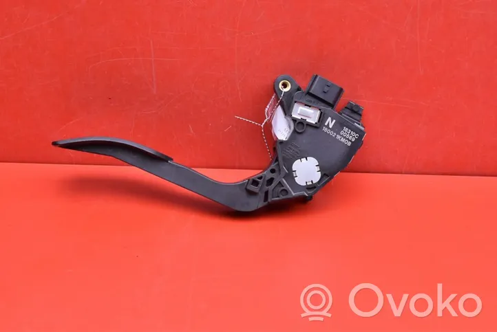 Nissan Juke I F15 Accelerator throttle pedal 180021KM0B