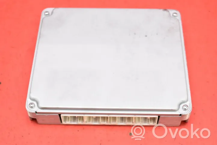 Toyota Avensis Verso Centralina/modulo motore ECU 89661-05821