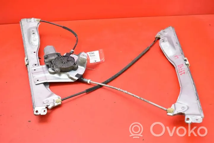 Renault Clio III Mécanisme de lève-vitre avec moteur 8200291145