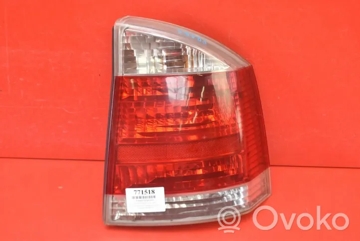 Opel Vectra C Lampa tylna 13131002