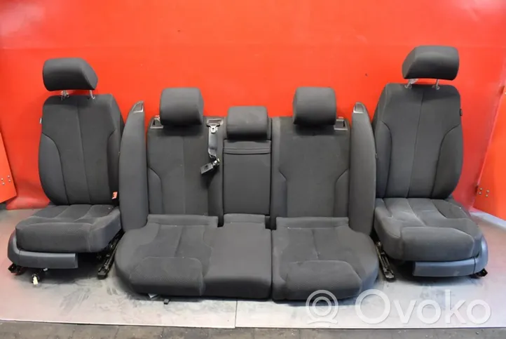 Volkswagen PASSAT B5.5 Fotele / Kanapa / Komplet VOLKSWAGEN