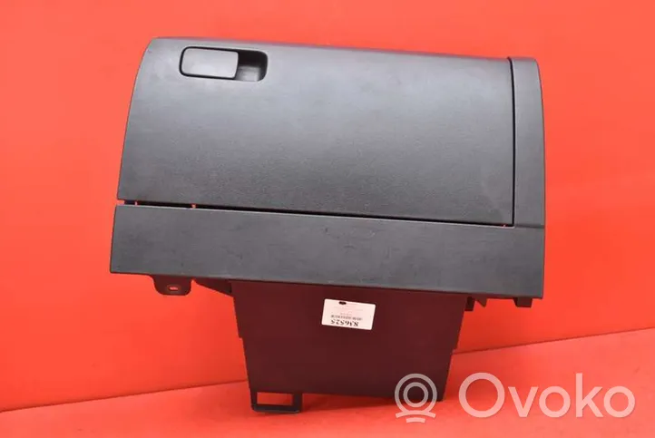 Volkswagen Cross Polo Glove box 6R1857097