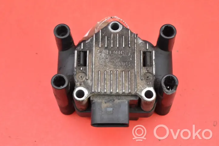 Audi A4 S4 B5 8D Bobina de encendido de alto voltaje 032905106B