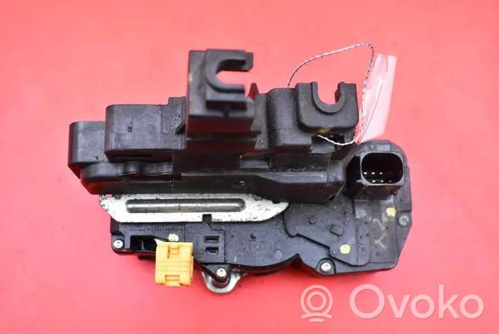 Chevrolet Captiva Rear door lock CHEVROLET