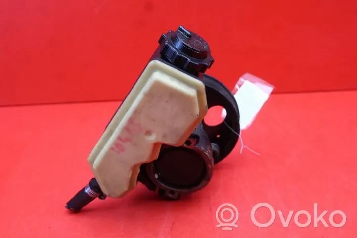 Opel Vectra C Power steering pump 90495957