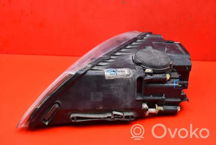 Volkswagen Touareg I Lampa przednia 7L6941016