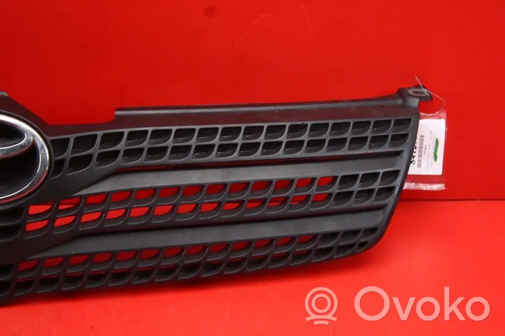 Toyota Corolla Verso E121 Grille de calandre avant 53111-13240