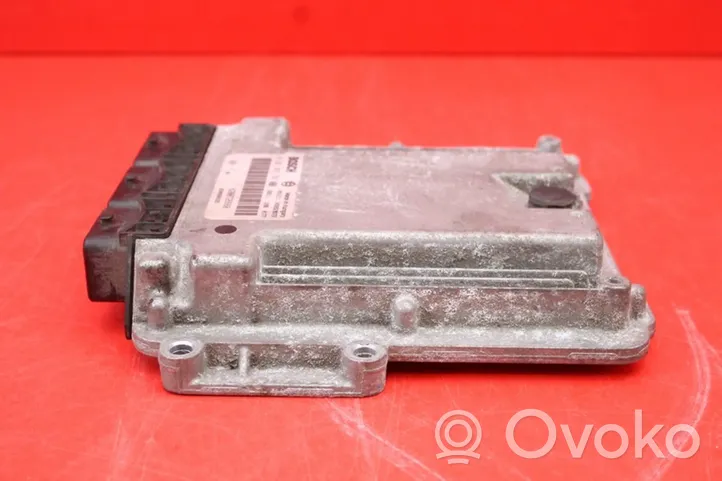 Renault Laguna III Komputer / Sterownik ECU silnika 8200726880