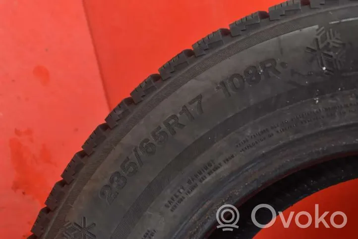 Chrysler Pacifica R17 winter tire TRIANGLE