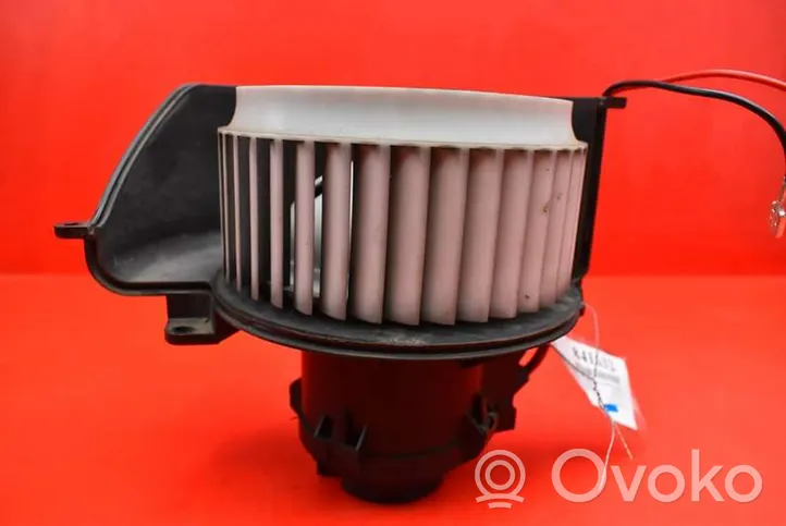 Opel Astra H Heater fan/blower 52407543