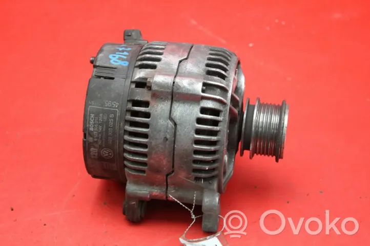 Volkswagen Golf III Ģenerators 028903025S