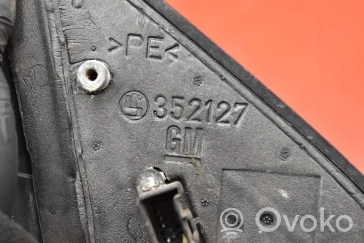 Opel Vectra C Elektryczne lusterko boczne drzwi przednich 010705