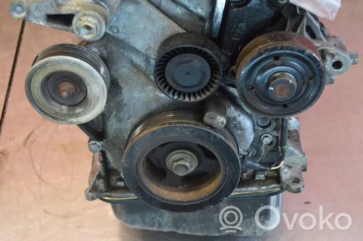 Toyota Corolla E120 E130 Moteur E4Z-Y32L