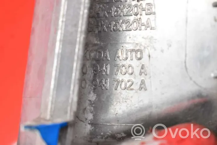 Skoda Octavia Mk2 (1Z) Feu antibrouillard avant 1Z0941700A