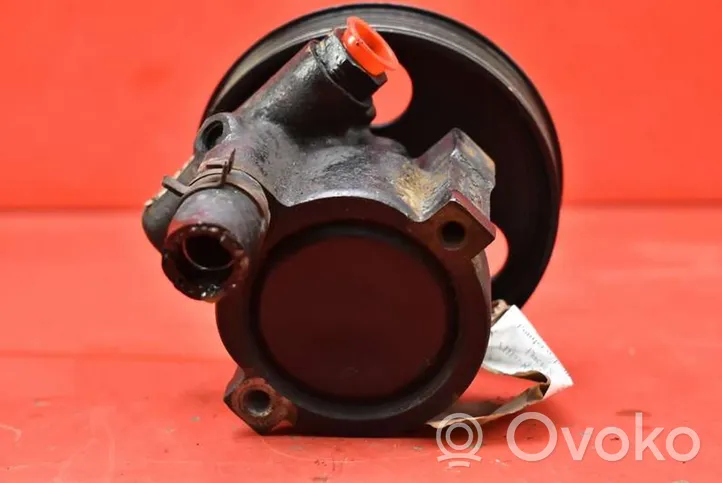 Dacia Sandero Power steering pump 7700431286