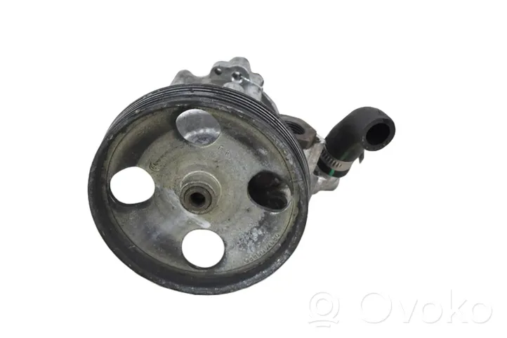 Renault Master II Pompe de direction assistée 7700300535