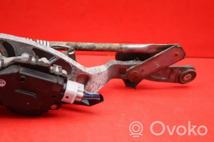 Toyota Auris 150 Front wiper linkage and motor 85110-02190