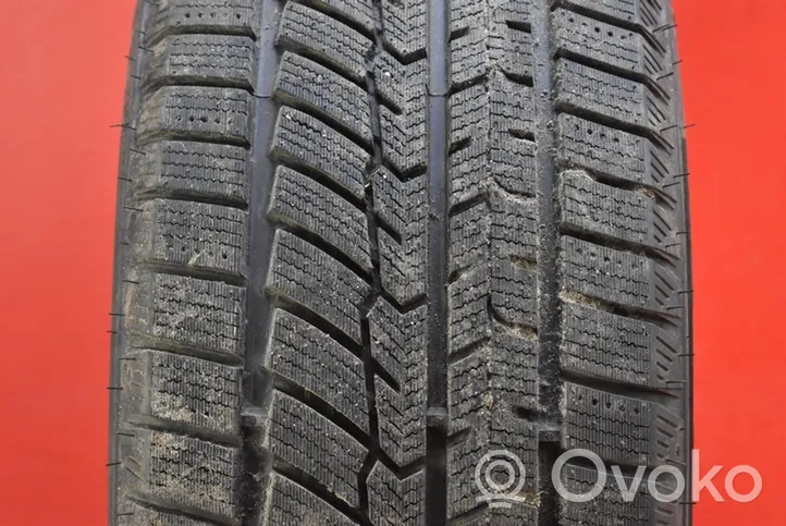 Volvo S60 R17 winter tire VOLVO