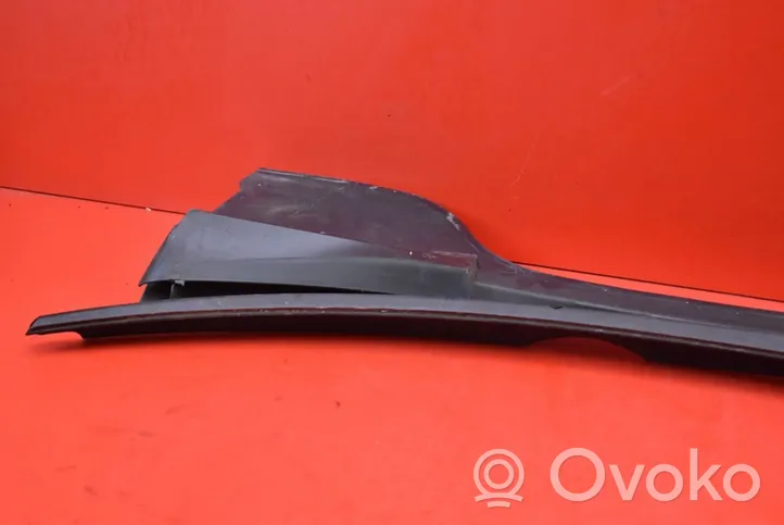 Volkswagen Golf IV Rivestimento del tergicristallo 1K1819415A