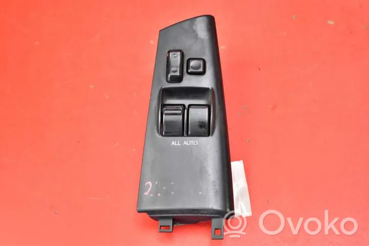 Toyota Corolla E120 E130 Electric window control switch 84802-02271