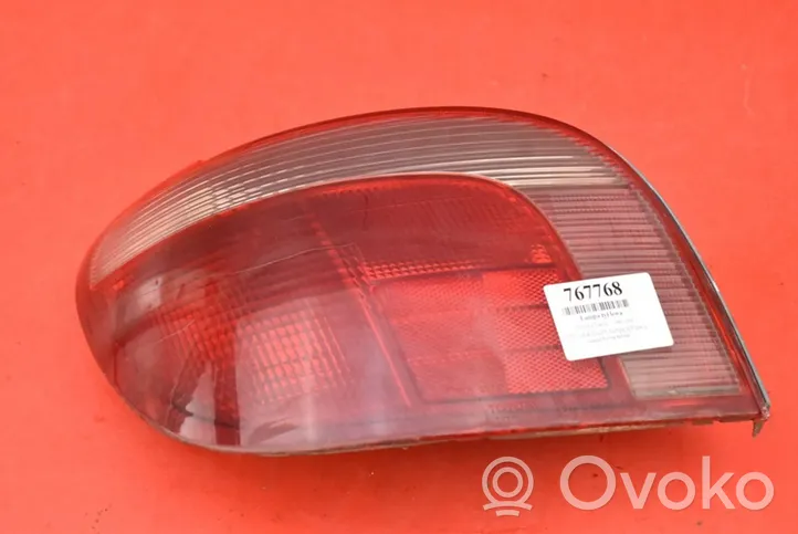 Toyota Yaris Verso Lampa tylna 52-004