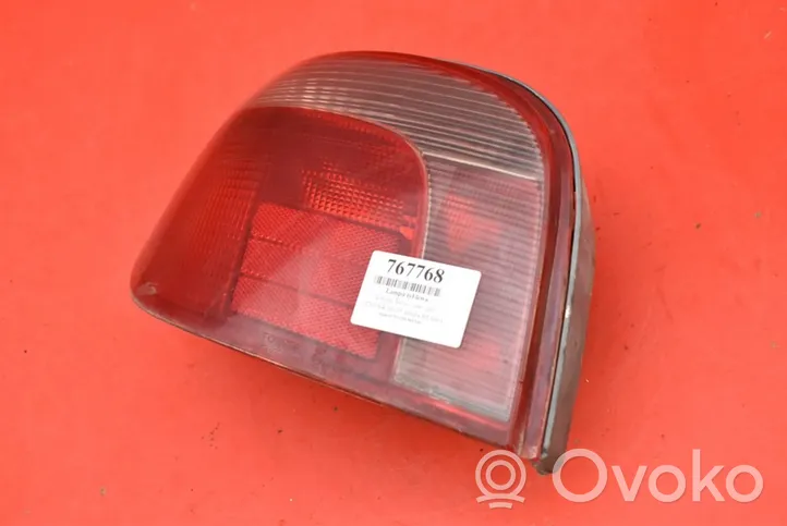 Toyota Yaris Verso Lampa tylna 52-004