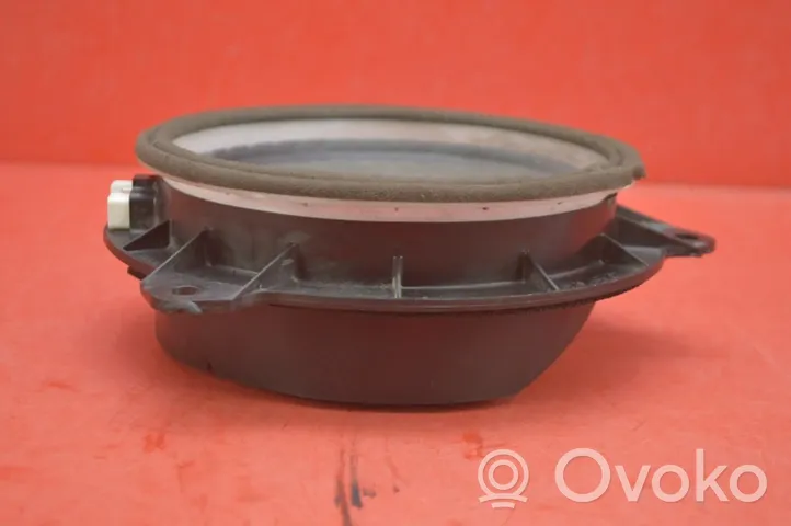 Toyota Avensis Verso Subwoofer-bassokaiutin 86160-0D180