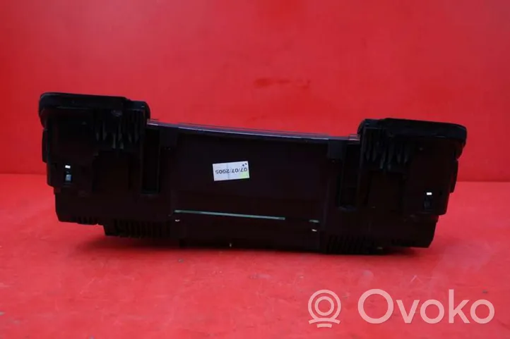 Audi A4 S4 B7 8E 8H Tachimetro (quadro strumenti) 8E0920901C