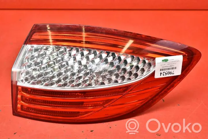 Ford Mondeo MK IV Luci posteriori 7S71-13404-B