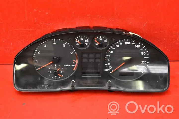 Audi A4 S4 B5 8D Tachimetro (quadro strumenti) 8D0919860G