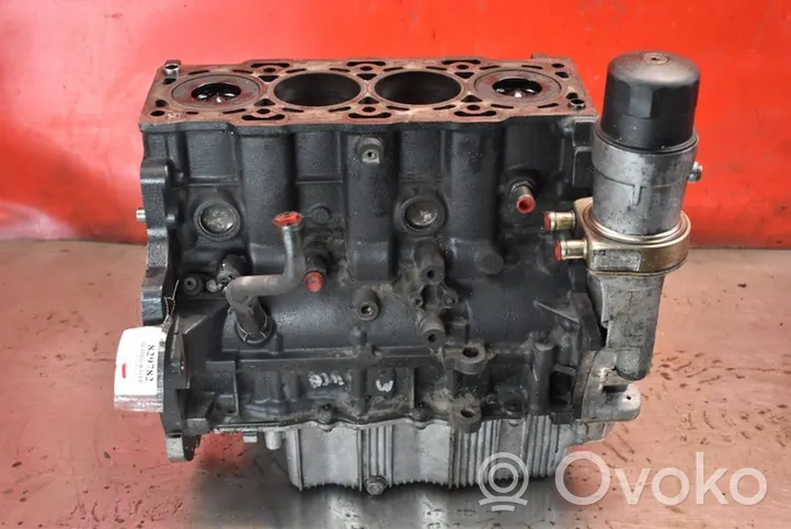 Hyundai Elantra Engine block D4EA