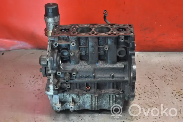 Hyundai Elantra Engine block D4EA