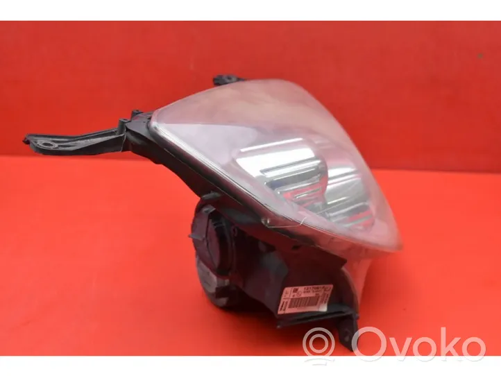 Opel Vectra C Lampa przednia 13170916