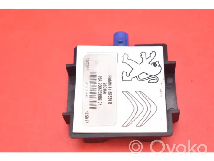 Peugeot 508 RXH Antenne GPS 9666359980